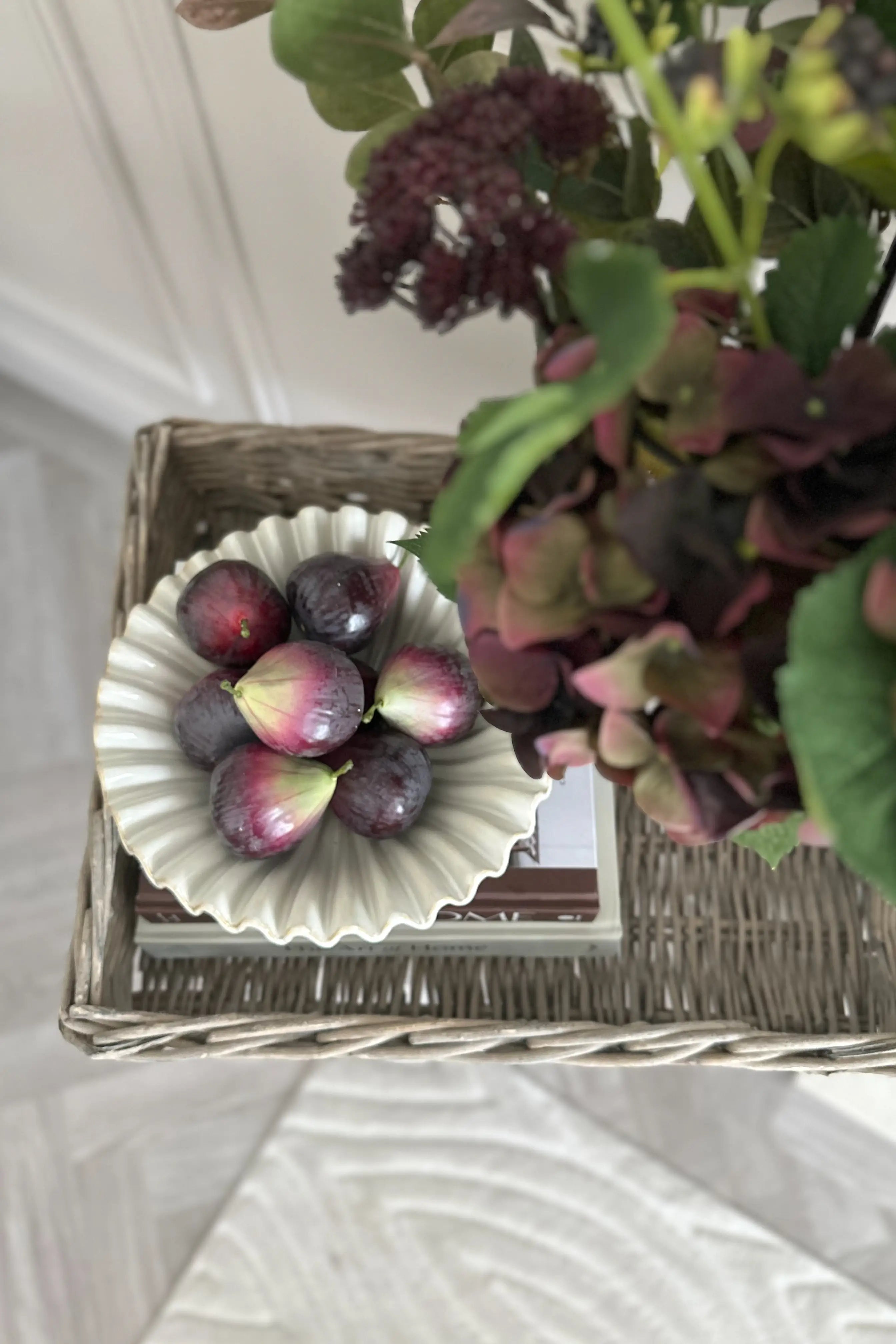 Cream Ruffle Edge Bowl & Fig Bundle