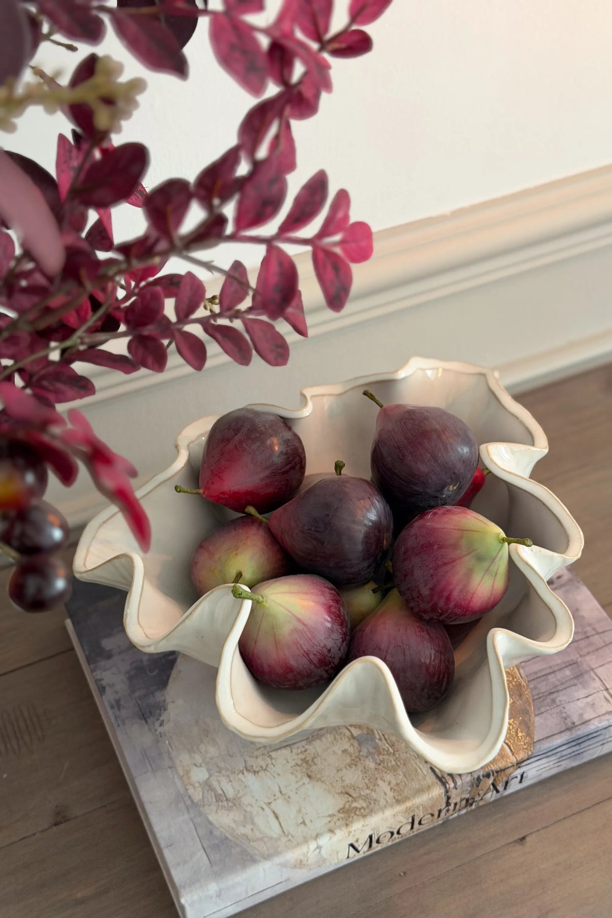 Ruffle Edge Decorative Bowl