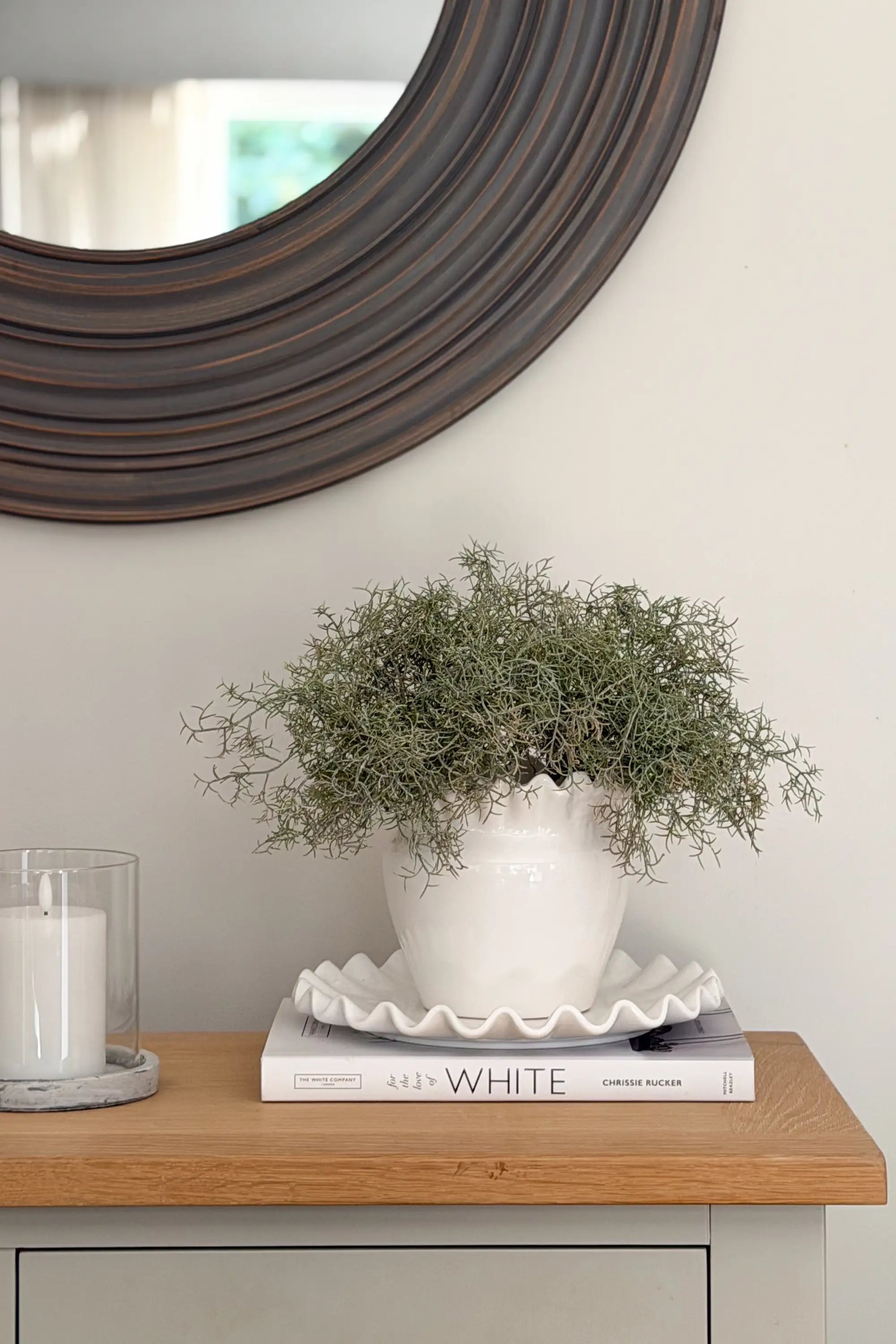 Serena White Ruffle Planter